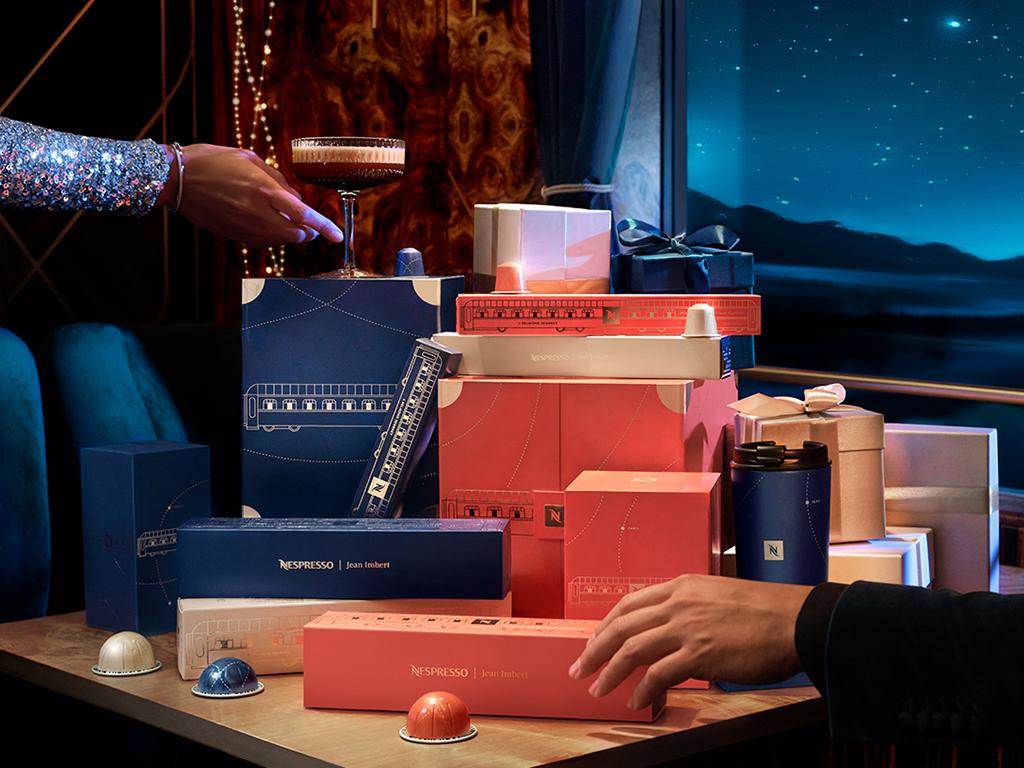 هل تبحثين عن هدية مميزة لأحبائك؟ إليك أفضل 3 هدايا لعشاق القهوة